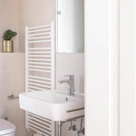 Apartment Arbio I Design Near Charlottenburg Palace *
