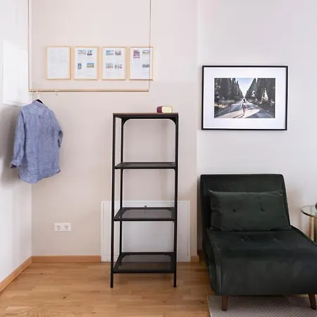 Apartment Arbio I Design Near Charlottenburg Palace *