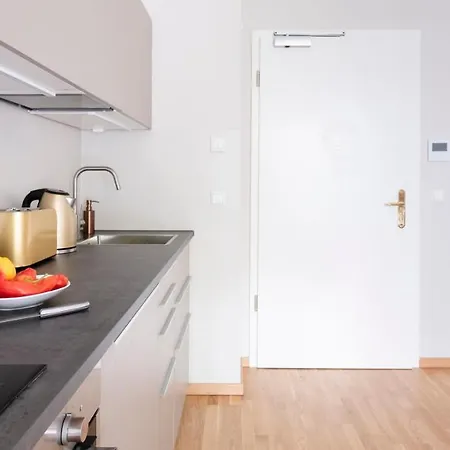 Апартаменты Arbio I Design Near Charlottenburg Palace